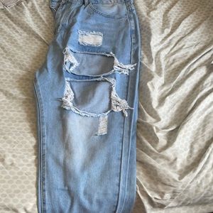 Light blue ripped jeans never worn